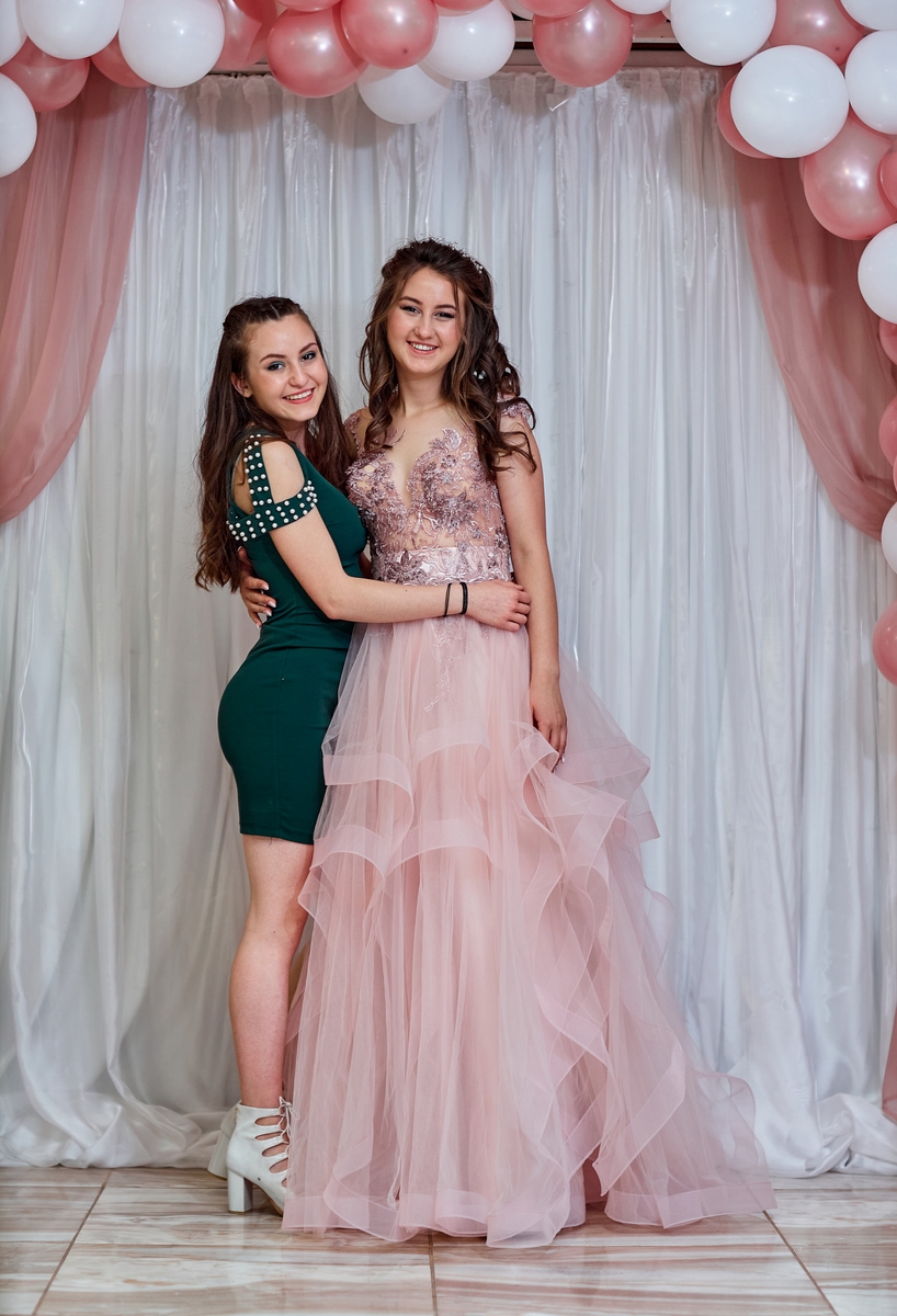 023 Айлис бал